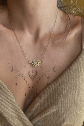 Collana Fiore di Loto 🪷 Oro