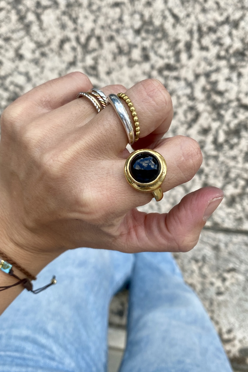 Anello regolabile • disponibile in diverse varianti