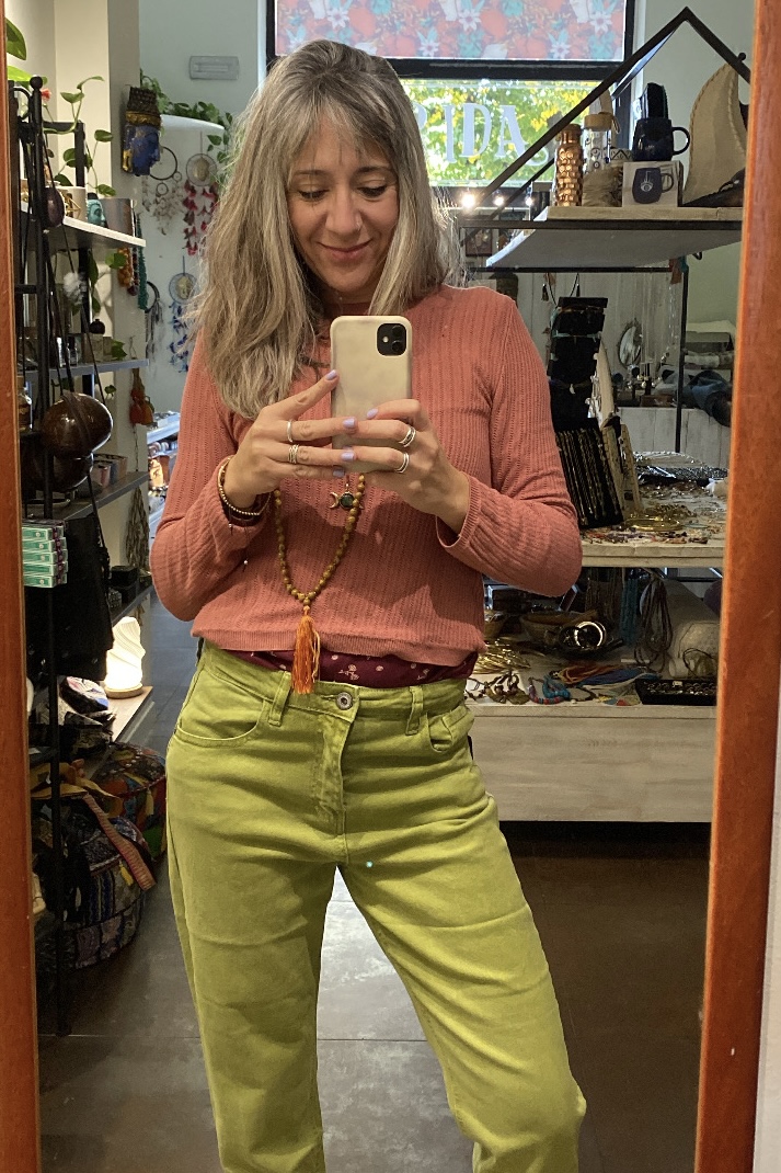 JEANS • Olivina