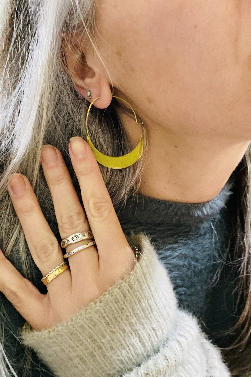 Orecchini Cerchio Leggeri ✨