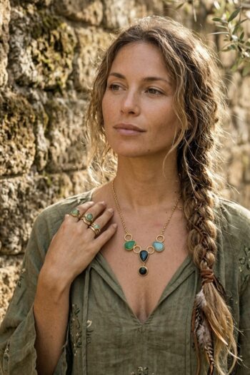 Collana con Pietre a Goccia